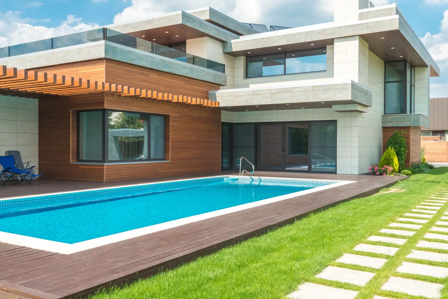 Swimming pool built in Fairlight, NSW